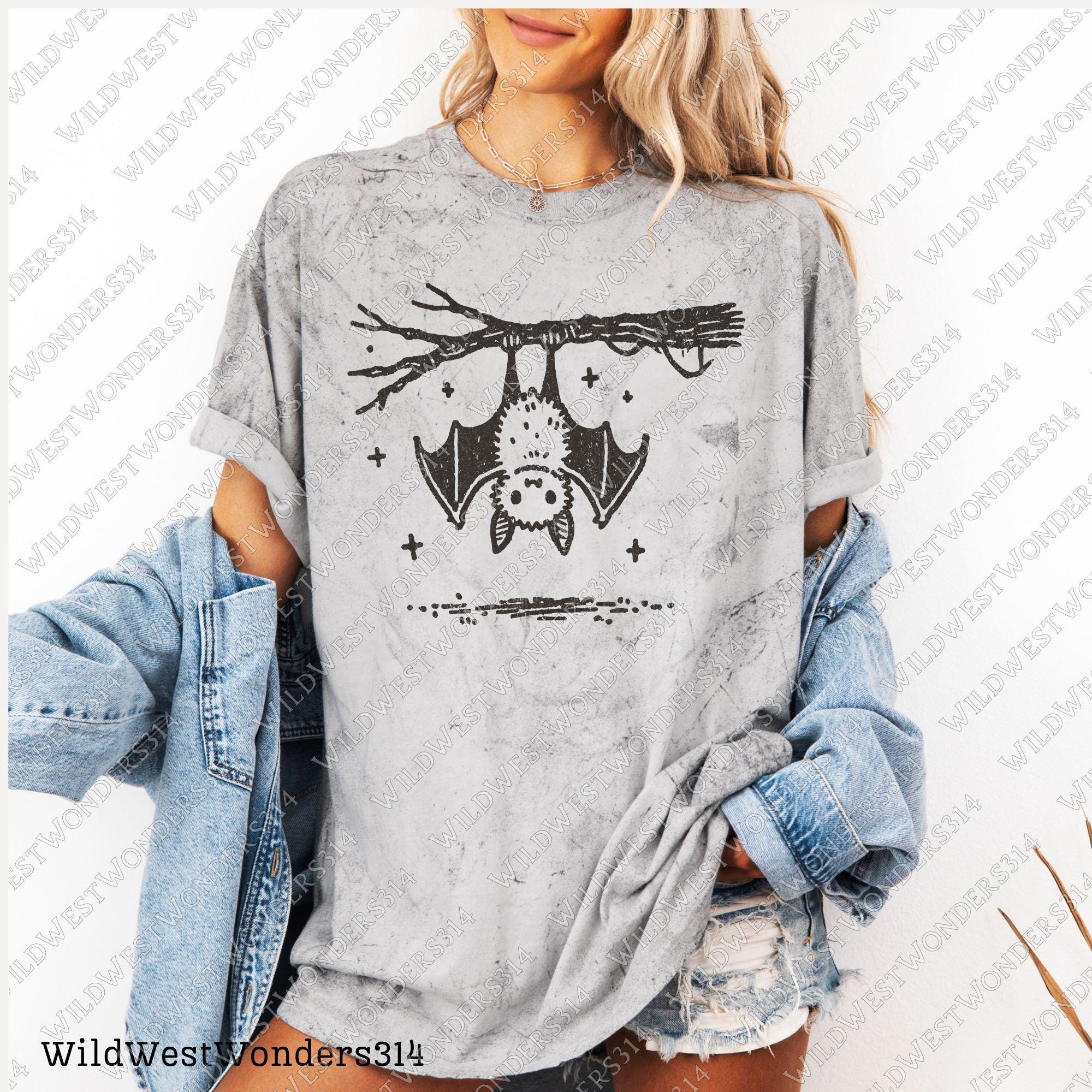 Cute Hanging Bat Halloween Png, Halloween Lover Png, Spooky Png, Spooky Cute, Halloween Animals, Spooky, Western Halloween, Halloweeners Png