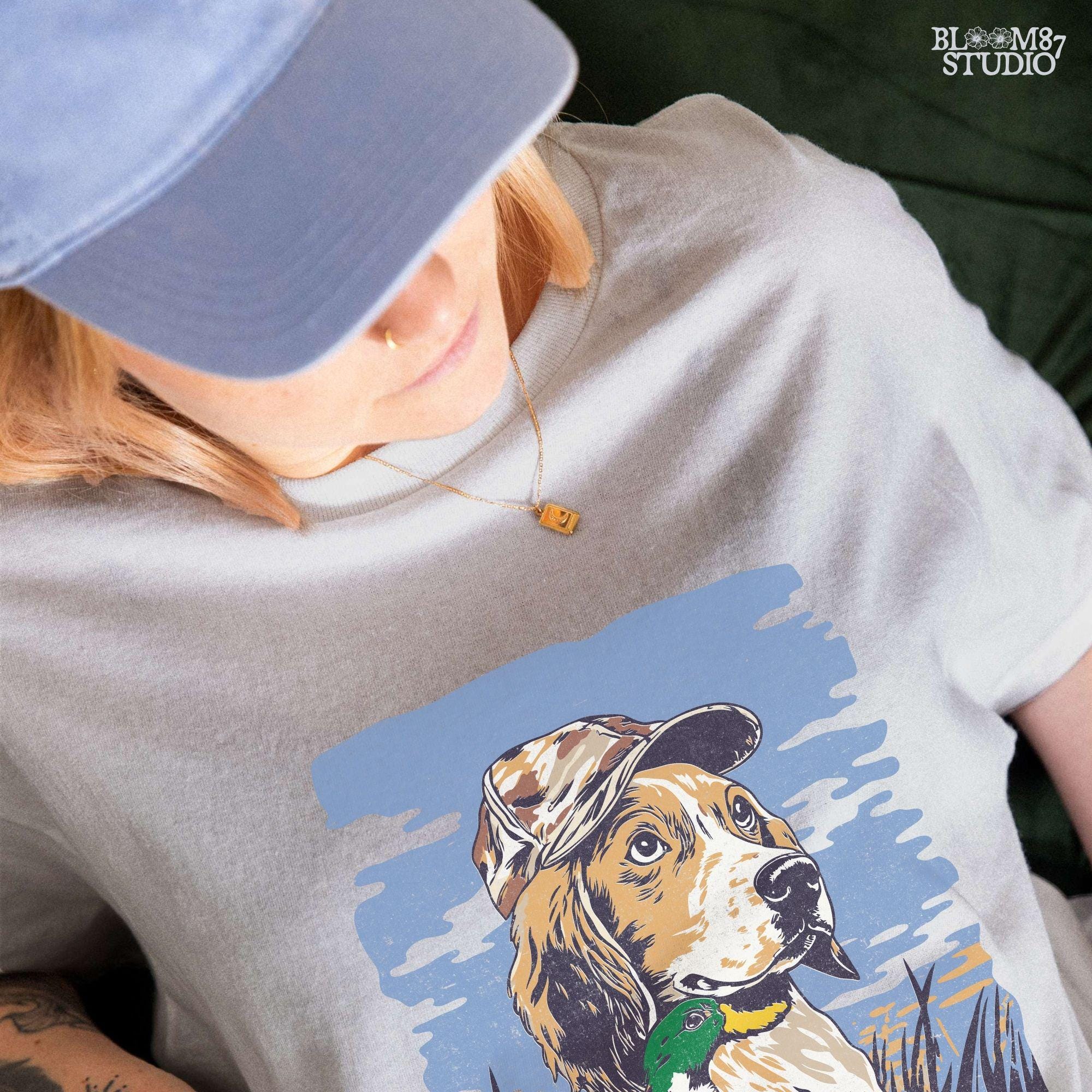 Hunting Dog PNG, Duck Hunting Retriever Digital Download,Gun Dog in camo cap,Hunting Lab with Mallard,Hunting Season,Outdoorsman Sublimation