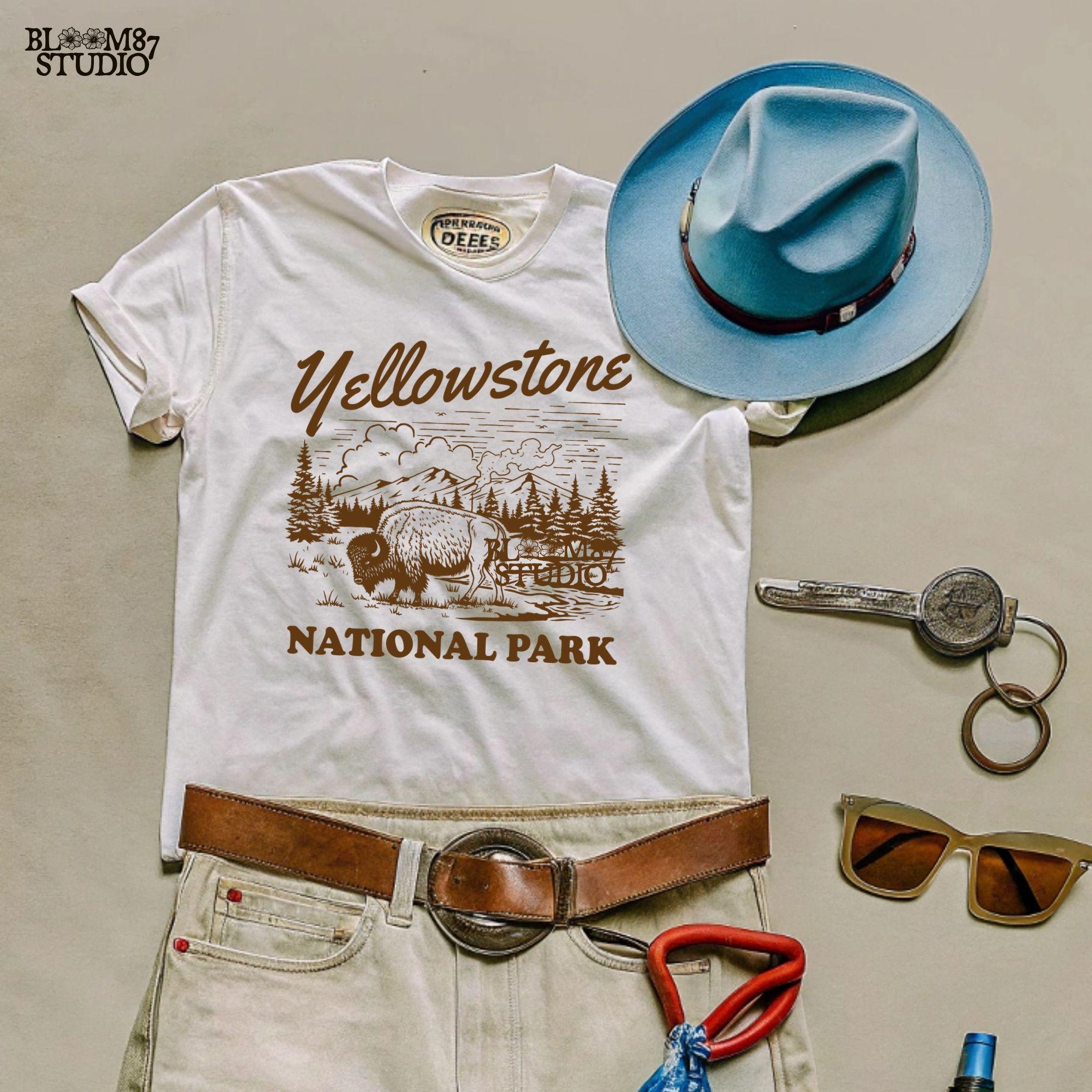 Ideal for campers, explorers, and wildlife enthusiasts who love Yellowstone’s beauty and rugged outdoor landscapes.