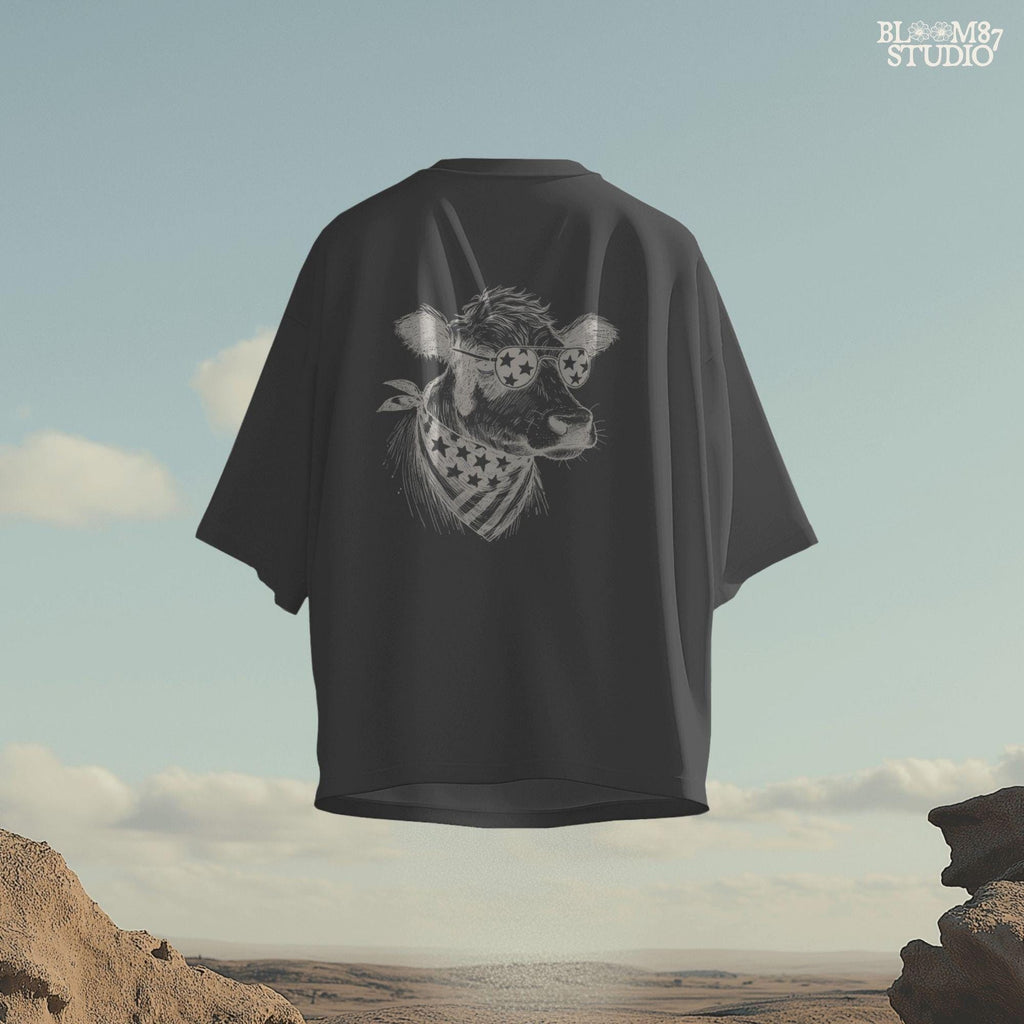 Patriotic Cow PNG, 4th of July Cow Sublimation, American Flag Bandana Design, Farm Shirt PNG, Country Western USA,American Vintage Cow Print