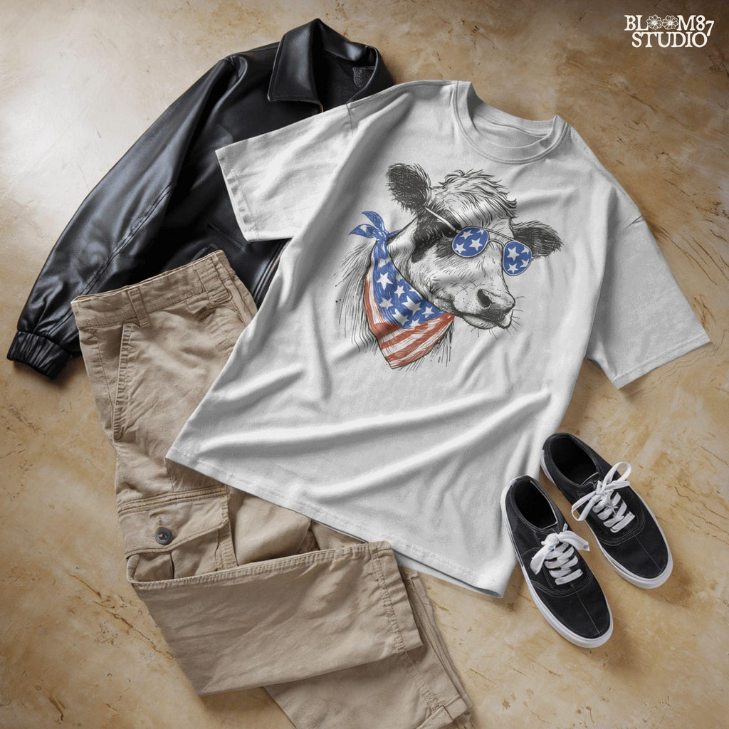 Patriotic Cow PNG, 4th of July Cow Sublimation, American Flag Bandana Design, Farm Shirt PNG, Country Western USA,American Vintage Cow Print