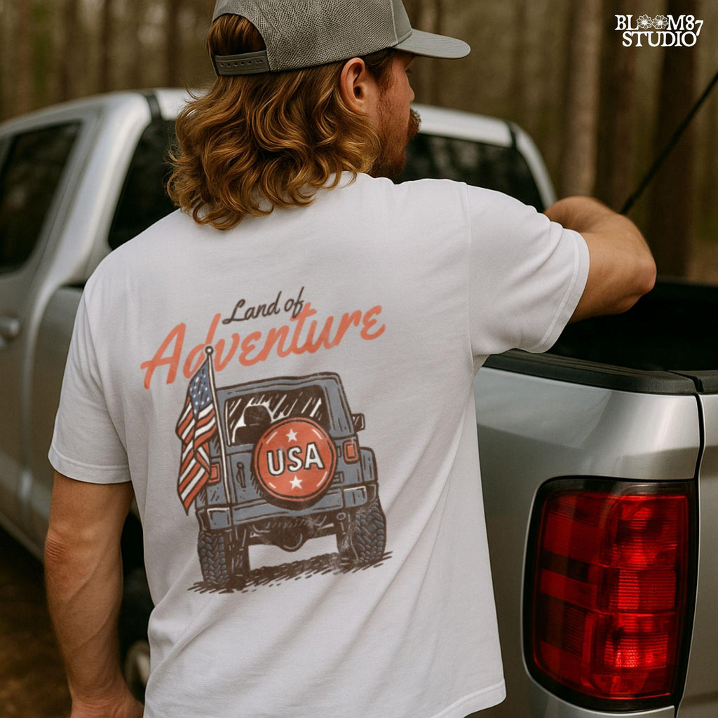 “Illustration of a patriotic Jeep with USA spare tire and American flag, perfect for summer adventure and Fourth of July celebrations.”