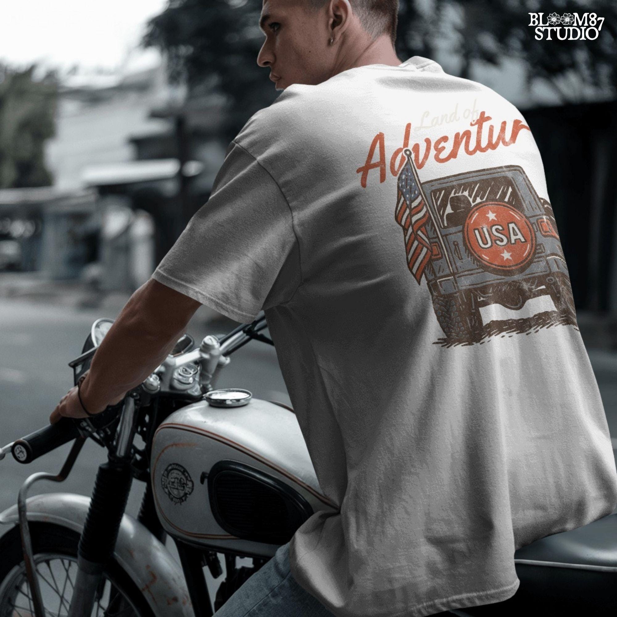 “Illustration of a patriotic Jeep with USA spare tire and American flag, perfect for summer adventure and Fourth of July celebrations.”