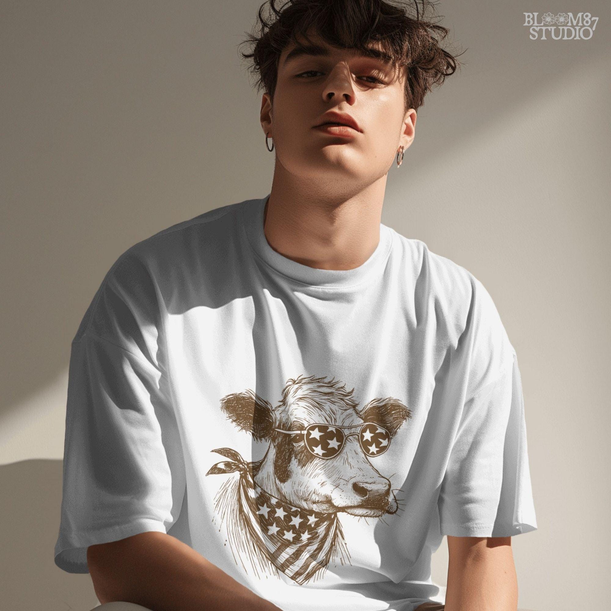 Patriotic Cow PNG, 4th of July Cow Sublimation, American Flag Bandana Design, Farm Shirt PNG, Country Western USA,American Vintage Cow Print