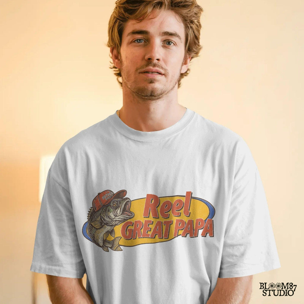 Funny fishing design with bass fish and “Reel Great Papa” text – vintage-style PNG for Father’s Day sublimation gift.