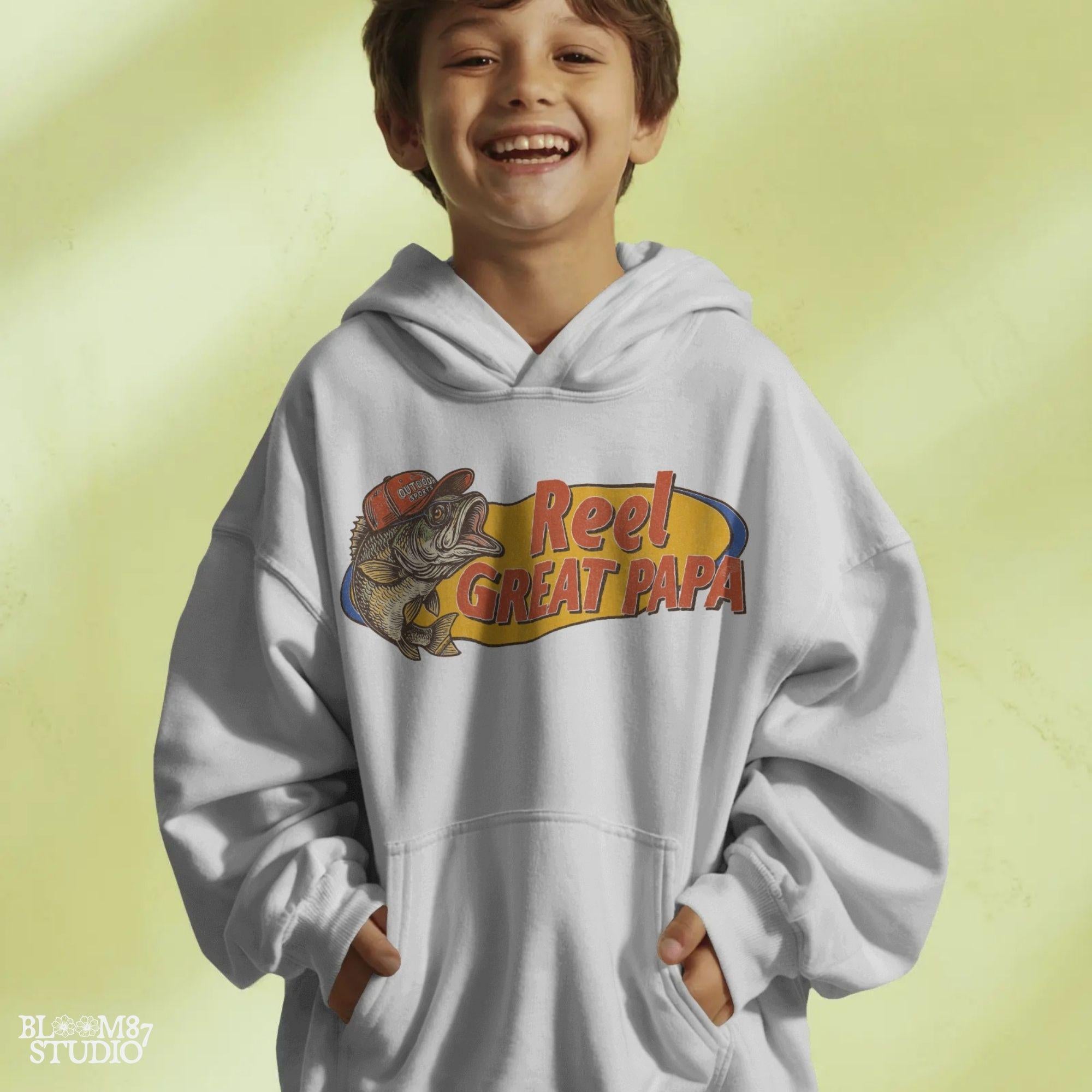 Funny fishing design with bass fish and “Reel Great Papa” text – vintage-style PNG for Father’s Day sublimation gift.