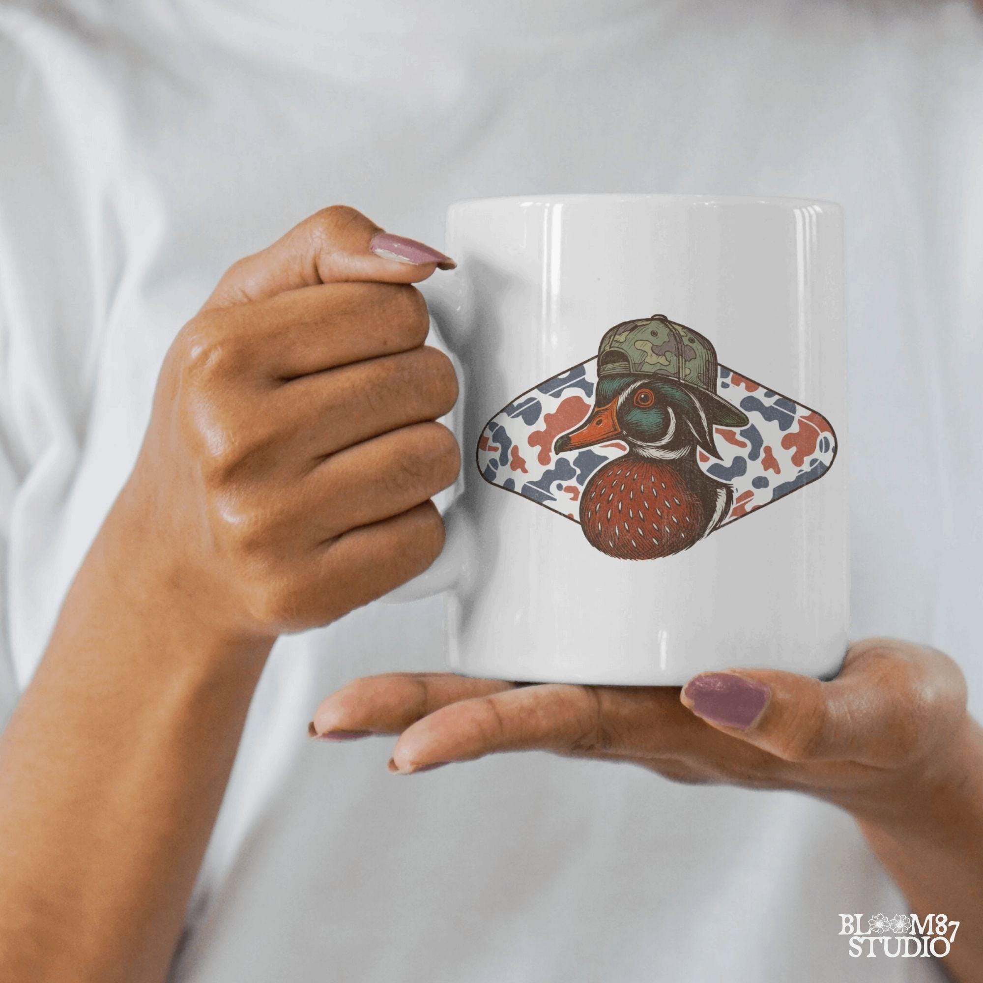 Funny wood duck in camo hat with red white blue camo background – patriotic sublimation design for hunters.