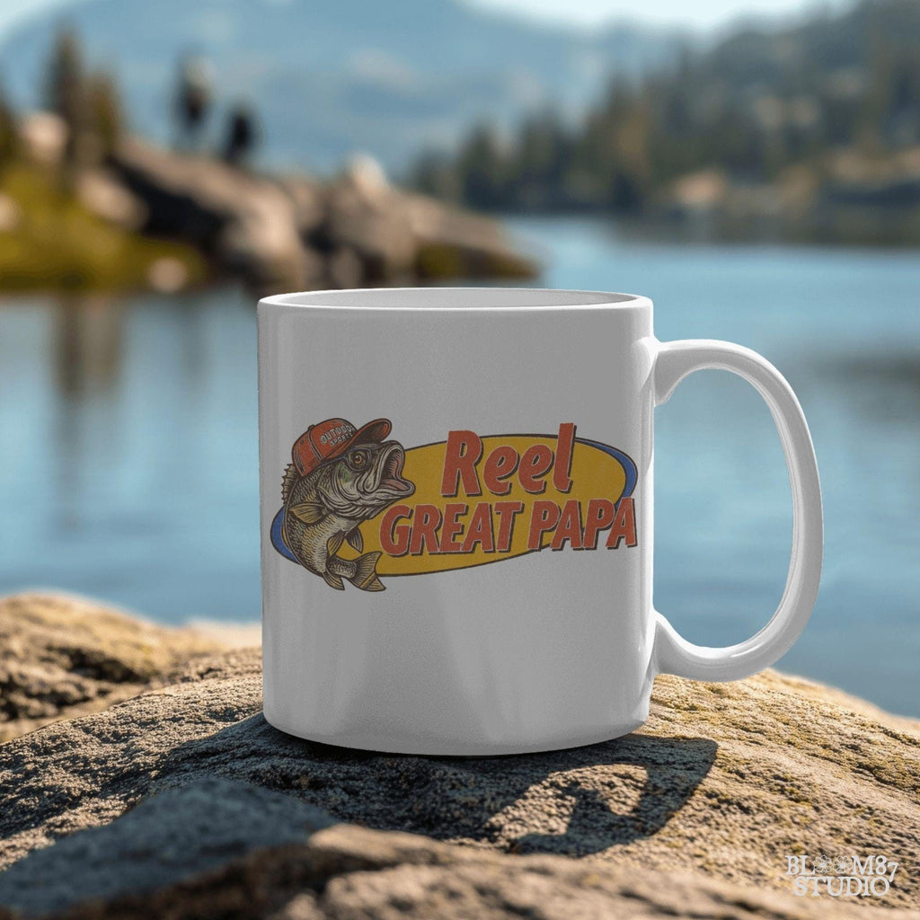 Funny fishing design with bass fish and “Reel Great Papa” text – vintage-style PNG for Father’s Day sublimation gift.