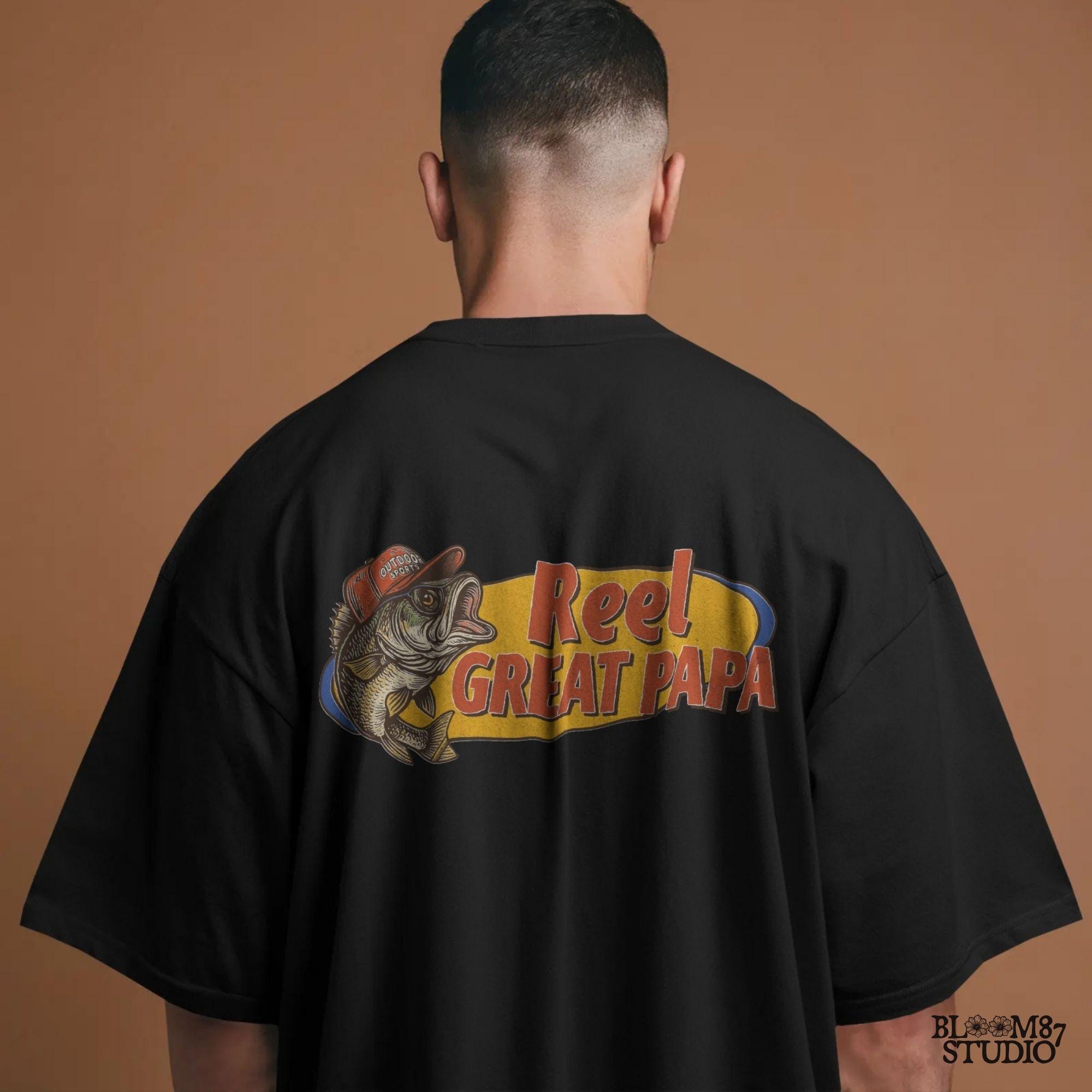 Funny fishing design with bass fish and “Reel Great Papa” text – vintage-style PNG for Father’s Day sublimation gift.