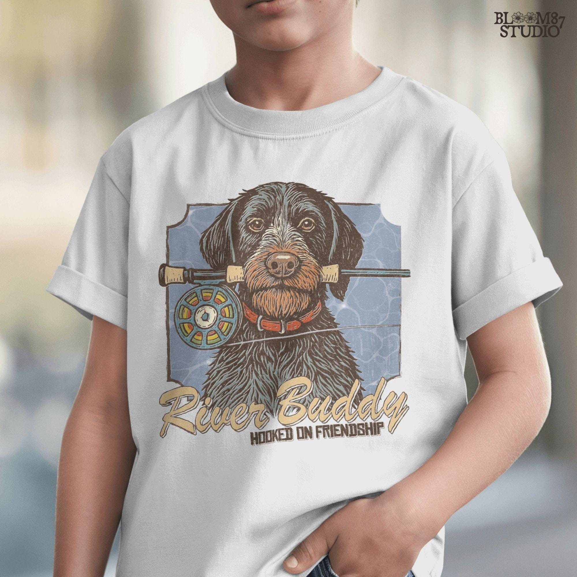 River Buddy Dog PNG – Fly Fishing Dog Clipart with Rod & Hooked on Friendship Text for Sublimation Shirt, Tumbler, Outdoorsman Digital File