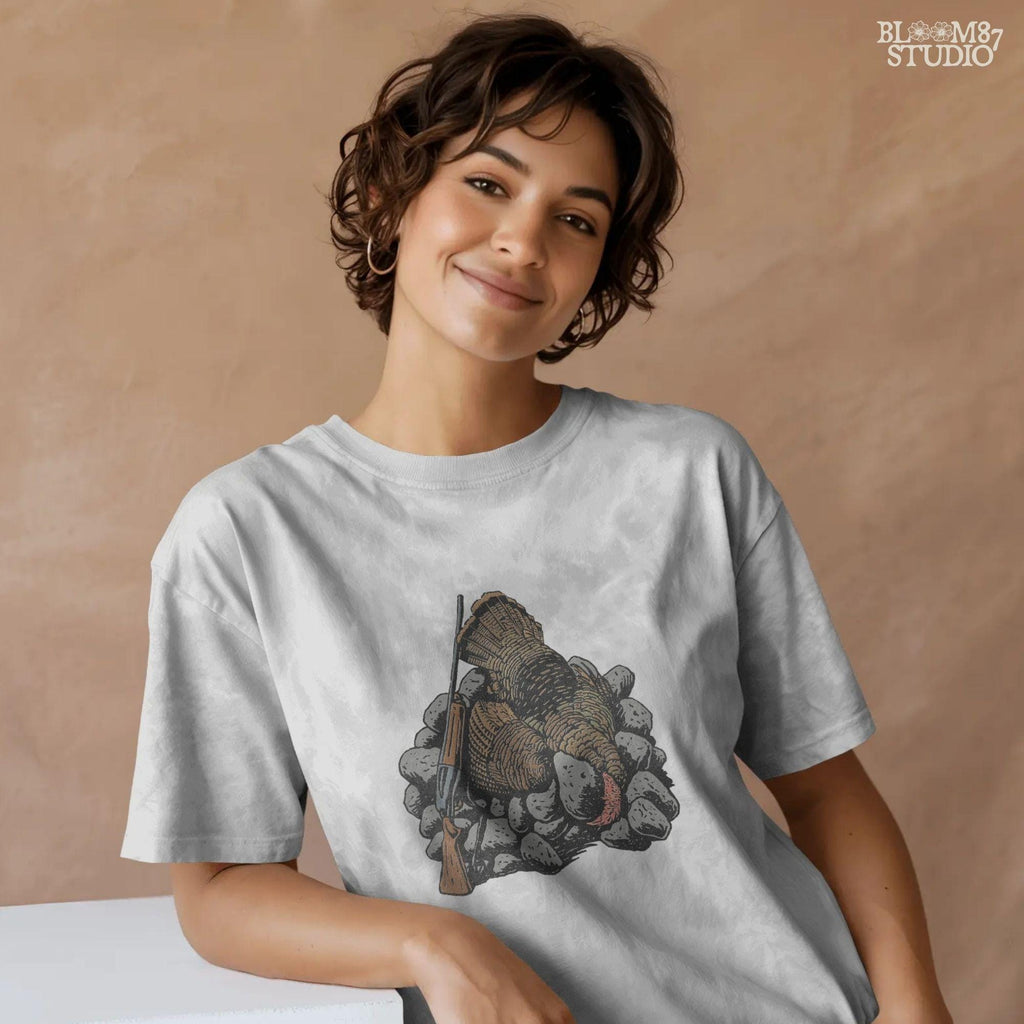 A turkey hunting design in rustic vintage style with rifle, great for Thanksgiving hunting shirts, outdoorsman mugs, farmhouse wall prints, tumblers, and autumn sublimation projects.