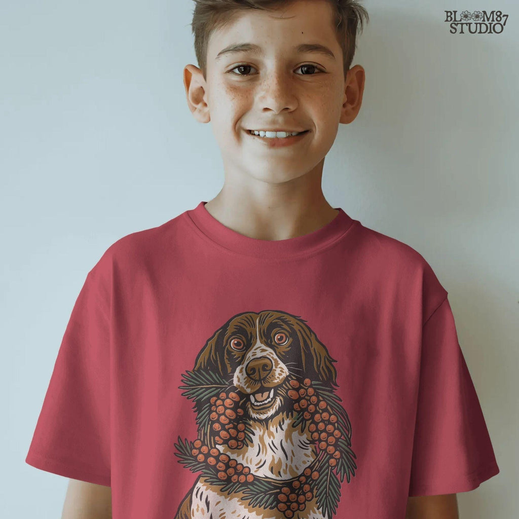 Solid Version:
Vintage illustration of a brown and white dog holding a berry and pine wreath, sublimation PNG for rustic Christmas crafts and holiday decor.

Distressed Version:
Distressed festive dog with berry wreath artwork, rustic sublimation PNG perfect for farmhouse Christmas shirts, mugs, and seasonal gifts.