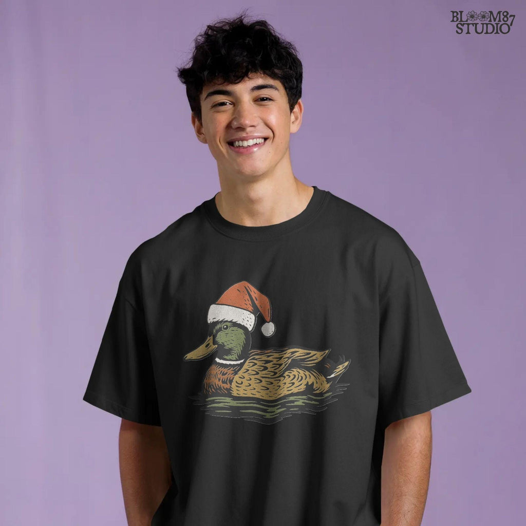 Solid Version:
Vintage illustration of a mallard duck wearing a Santa hat floating on water, sublimation PNG for rustic Christmas crafts and farmhouse holiday decor.

Distressed Version:
Distressed artwork of a festive duck with Santa hat on water, rustic sublimation PNG perfect for farmhouse Christmas shirts, mugs, and seasonal crafts.