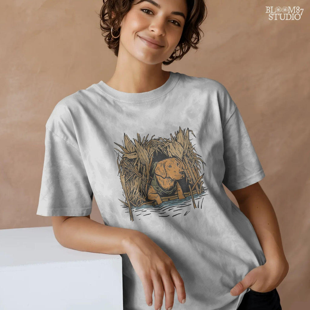 Solid: “Hunting dog PNG of retriever in marsh camo for duck hunting season, perfect for hunting shirts and digital download”

Distressed: “Vintage hunting dog PNG with retriever in camo reeds, rustic distressed hunting art for duck hunting apparel”